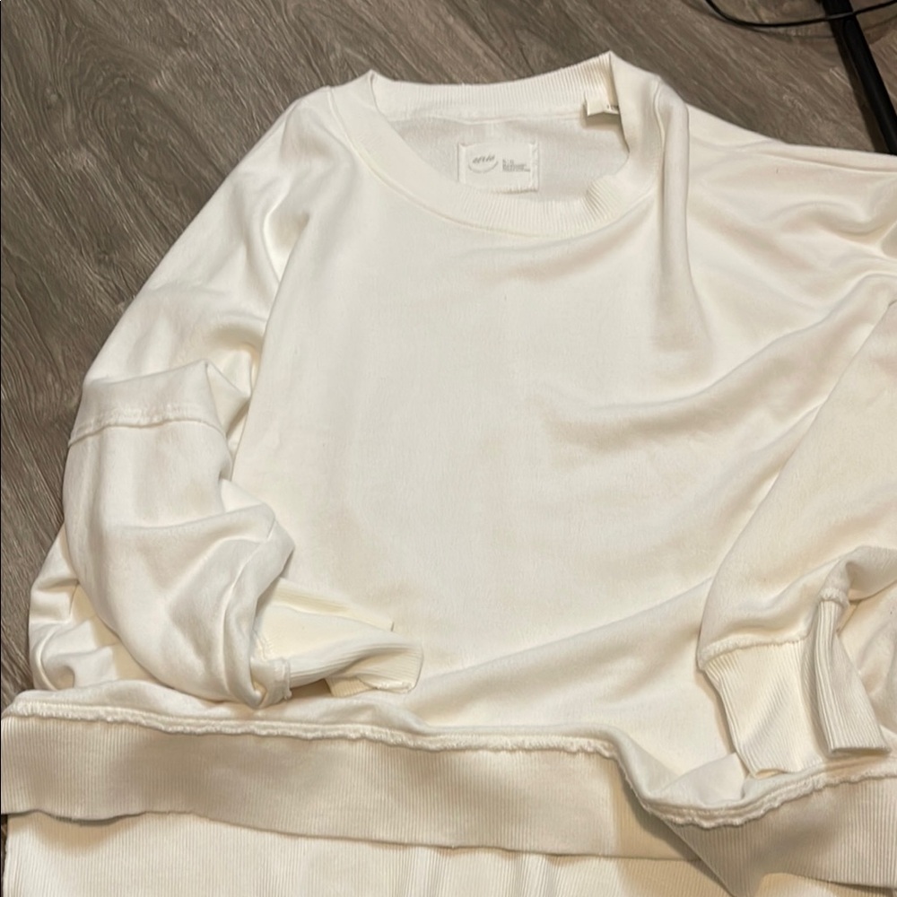 Classic White Crewneck Pullover